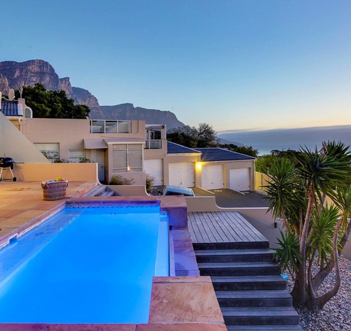 Calico in Camps Bay