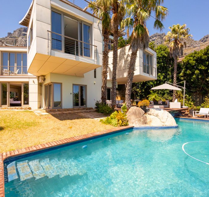 Lobster Villa in Camps Bay