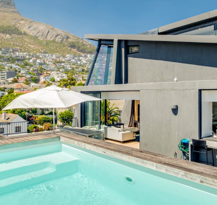 Quendon Penthouse in Sea Point