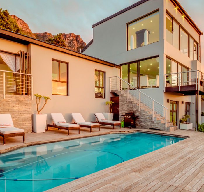 Sunset Views in Camps Bay